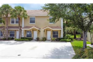 324 SW 120th Ave #324, Pembroke Pines, FL 33025, Sold 06/26/23