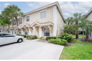 324 SW 120th Ave #324, Pembroke Pines, FL 33025, Sold 06/26/23