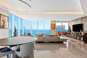 300 South Pointe Dr APT 3805, Miami Beach, FL 33139, Sold 11/06/23