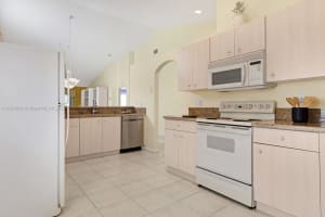 13042 Hampton Lakes Cir, Boynton Beach, FL 33436, Sold 07/07/23