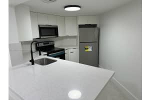 9425 Fontainebleau Blvd APT 109, Miami, FL 33172, Sold 08/14/23