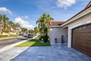 13340 NW 13th St, Sunrise, FL 33323, Sold 08/07/23