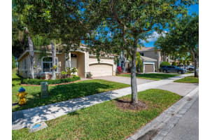 6151 SW 195th Ave, Fort Lauderdale, FL 33332, Sold 07/21/23