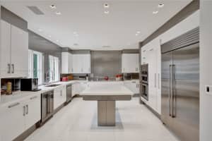 3521 Bayshore Villas Dr, Miami, FL 33133, Sold 05/09/24