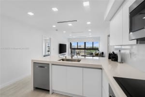 575 Crandon Blvd APT 807, Key Biscayne, FL 33149, Sold 04/02/24