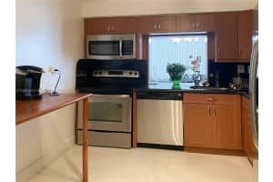 1000 Parkview Dr APT 415, Hallandale Beach, FL 33009, Sold 07/14/23