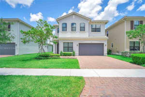 8775 NW 37th Dr, Coral Springs, FL 33065, Sold 06/23/23