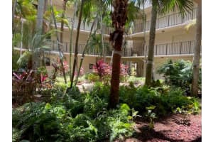 8015 SW 107th Ave APT 213, Miami, FL 33173, Sold 07/07/23