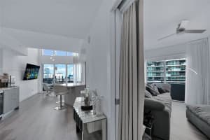 60 SW 13th St Apt 4416, Miami, FL 33130, Sold 08/04/23