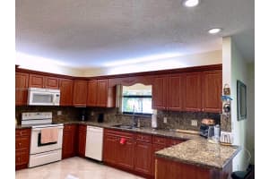 18630 W Oakmont Dr, Hialeah, FL 33015, Sold 06/30/23