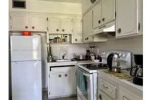 1150 Atlantic Shores Blvd APT 513, Hallandale Beach, FL 33009, Sold 12/05/23