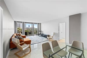 3701 N Country Club Dr APT 701, Aventura, FL 33180, Sold 09/11/23
