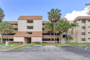 511 Ives Dairy Rd Apt 405-6, Miami, FL 33179, Sold 08/21/23