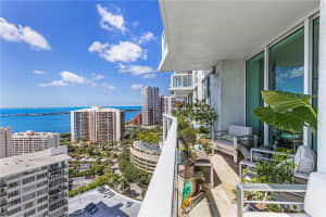 218 SE 14th St APT 2103, Miami, FL 33131, Sold 06/30/23