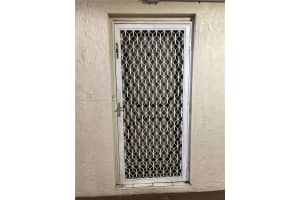 6701 N University Dr APT 101, Tamarac, FL 33321, Sold 08/18/23