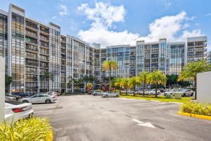 800 Parkview Dr APT 502, Hallandale Beach, FL 33009, Sold 07/07/23