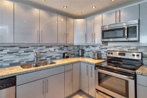 6039 Collins Ave APT 709, Miami Beach, FL 33140, Sold 01/19/24