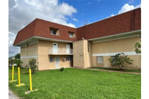 250 NW 107th Ave APT 207, Miami, FL 33172, Sold 08/25/23