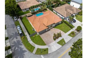 15736 SW 98th St, Miami, FL 33196, Sold 07/24/23