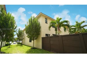 15818 NW 91st Ave, Miami Lakes, FL 33016, Sold 07/13/23