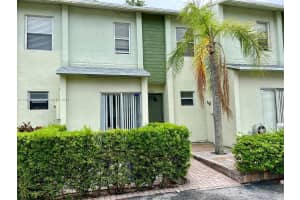 854 Crystal Lake Dr #854, Pompano Beach, FL 33064, Sold 08/28/23