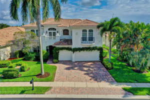 529 Les Jardin Dr, Palm Beach Gardens, FL 33410, Sold 08/31/23