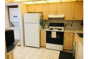 901 Colony Point Cir APT 507, Pembroke Pines, FL 33026, Sold 09/06/23