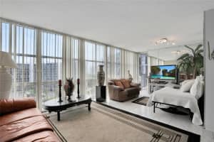 800 Parkview Dr APT 814, Hallandale Beach, FL 33009, Sold 12/21/23