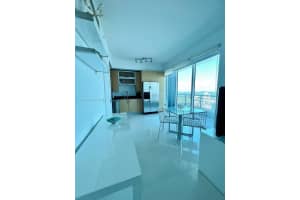 60 SW 13th St Apt 2221, Miami, FL 33130, Sold 07/31/23