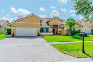 655 NW 164th Ave, Pembroke Pines, FL 33028, Sold 08/07/23