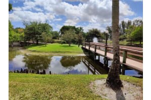 100 NW 76th Ave Apt 405-2, Plantation, FL 33324, Sold 08/08/23