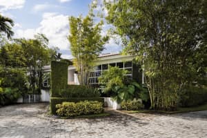 7125 E Lago Dr, Coral Gables, FL 33143, Sold 11/02/23
