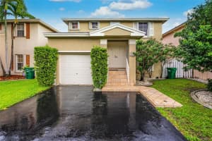 5860 Woodland Point Dr, Tamarac, FL 33319, Sold 06/23/23