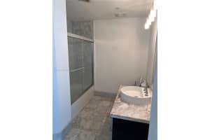 Vizcayne, 253 NE 2nd St APT 628, Miami, FL 33132, Sold 10/31/23