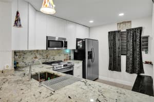 2800 Somerset Dr #112j, Lauderdale Lakes, FL 33311, Sold 11/20/23