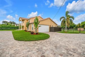 1811 SW 136th Ave, Davie, FL 33325, Sold 08/07/23