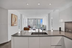 88 SW 7th St Apartment 1203, Miami, FL 33130, Sold 04/18/24