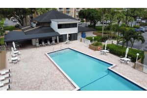7707 SW 86th St b 202, Miami, FL 33143, Sold 07/28/23