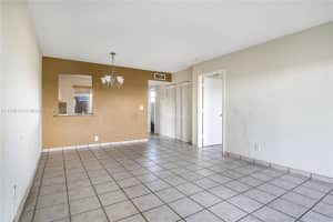 17000 NW 67th Ave APT 438, Hialeah, FL 33015, Sold 08/04/23
