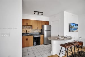 1330 West Ave APT 2103, Miami Beach, FL 33139, Sold 01/22/24