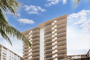 6039 Collins Ave APT 817, Miami Beach, FL 33140, Sold 09/20/23