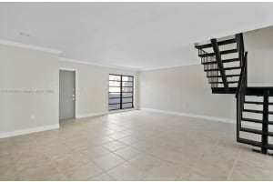 6504 Kendale Lakes Dr APT 403, Miami, FL 33183, Sold 07/14/23