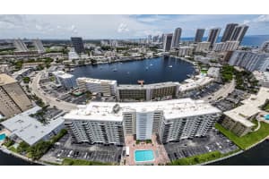 401 Golden Isles Dr APT 613, Hallandale Beach, FL 33009, Sold 07/19/23