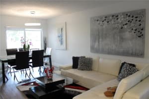 9420 NW 55th St, Sunrise, FL 33351, Sold 07/10/23
