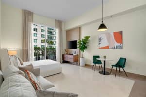 1200 Brickell Bay Dr APT 1403, Miami, FL 33131, Sold 09/19/23