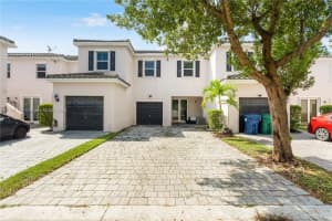 17091 SW 93rd St, Miami, FL 33196, Sold 08/01/23