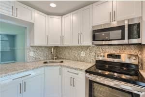 6161 NW 57th Ct APT 107, Tamarac, FL 33319, Sold 08/18/23