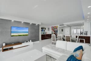 5601 Collins Ave APT 1412A, Miami Beach, FL 33140, Sold 07/26/23
