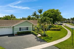 2721 SW 81st Way, Davie, FL 33328, Sold 08/14/23