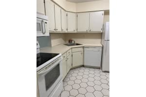 1400 NE 191st St APT 204, Miami, FL 33179, Sold 07/17/23